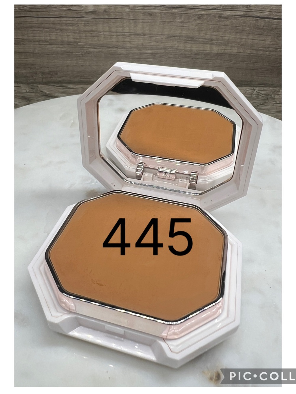 FENTY BEAUTY by Rihanna Pro Filt’r Soft Matte Powder Foundation - SHADE 445